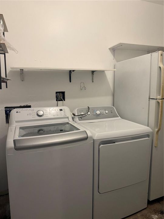 В аренду: $3,800 (4 спален, 2 ванн, 1362 Квадратных фут)