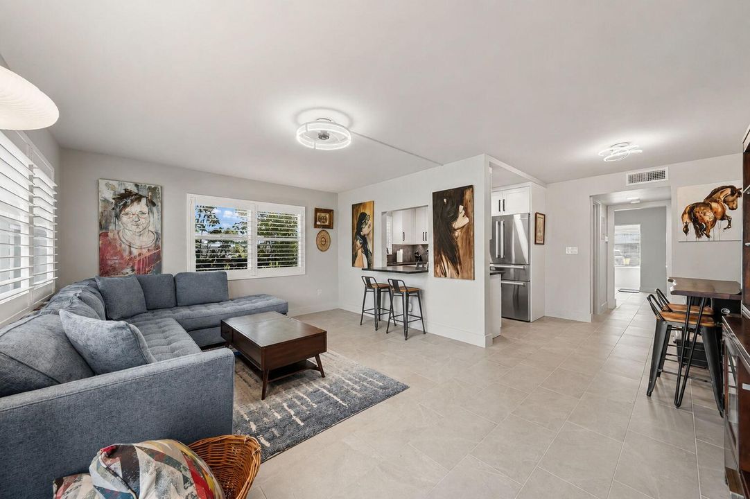 Living/Dining Area