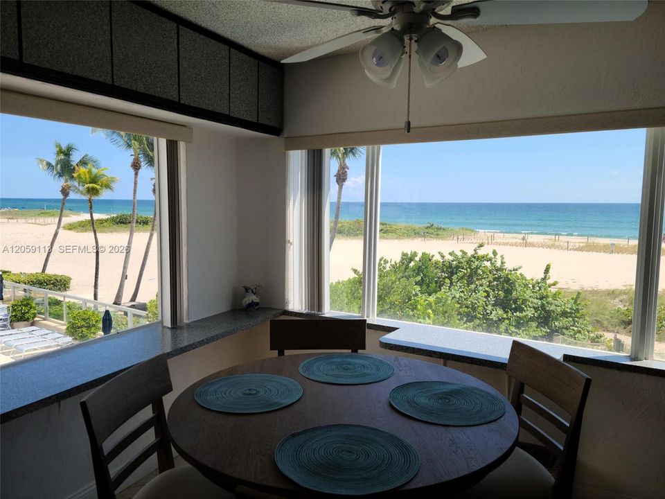 For Sale: $1,000,000 (1 beds, 1 baths, 590 Square Feet)