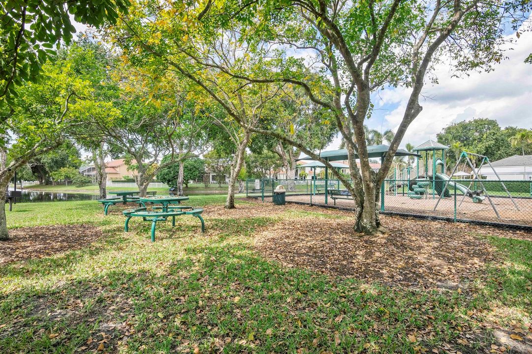 11601 NW 13th Manor_056