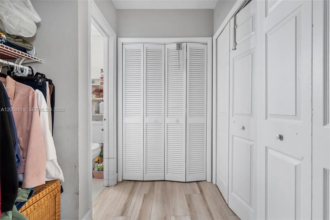На продажу: $669,000 (3 спален, 2 ванн, 1689 Квадратных фут)