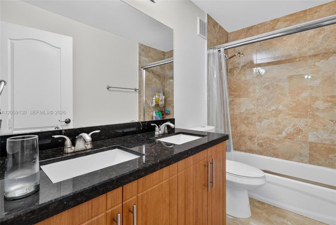 For Rent: $3,500 (3 beds, 2 baths, 1650 Square Feet)