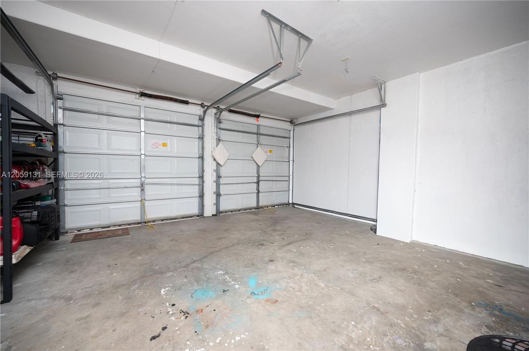 En Venta: $610,000 (4 camas, 3 baños, 2243 Pies cuadrados)