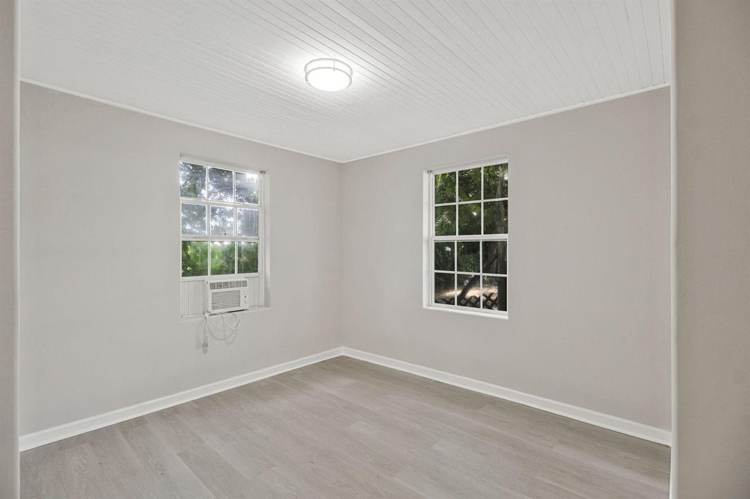 31-web-or-mls-3031-w-jackson-st