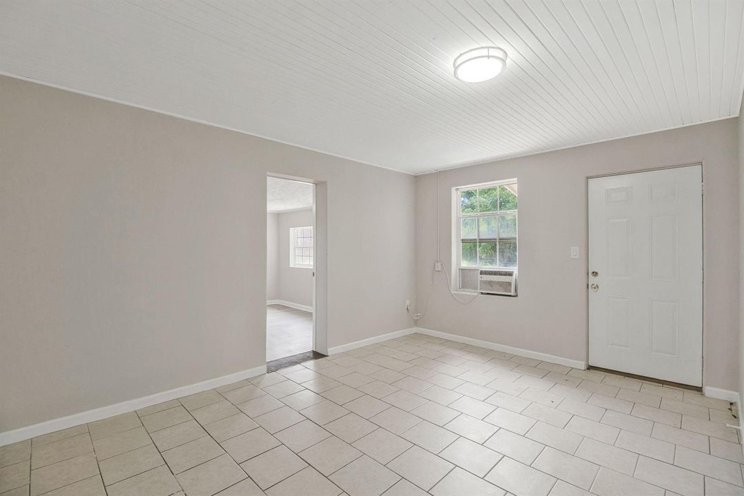21-web-or-mls-3031-w-jackson-st