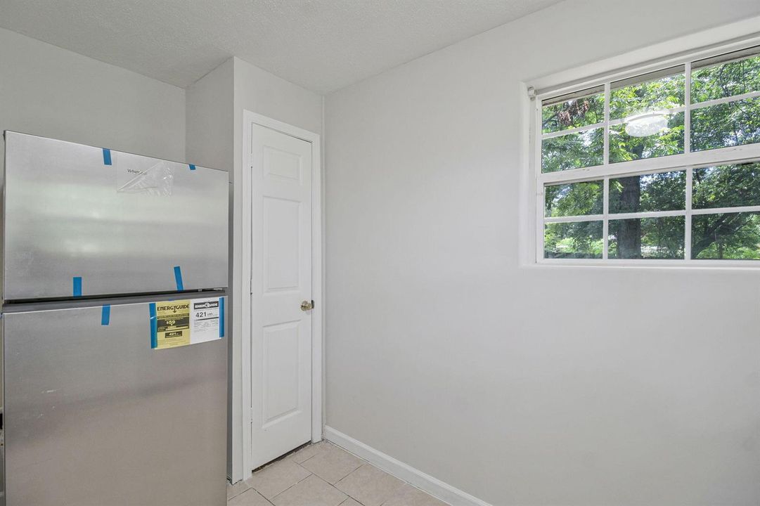20-web-or-mls-3031-w-jackson-st