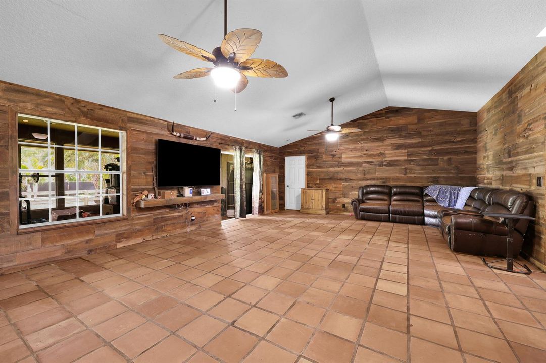 15921 80TH Lane N,