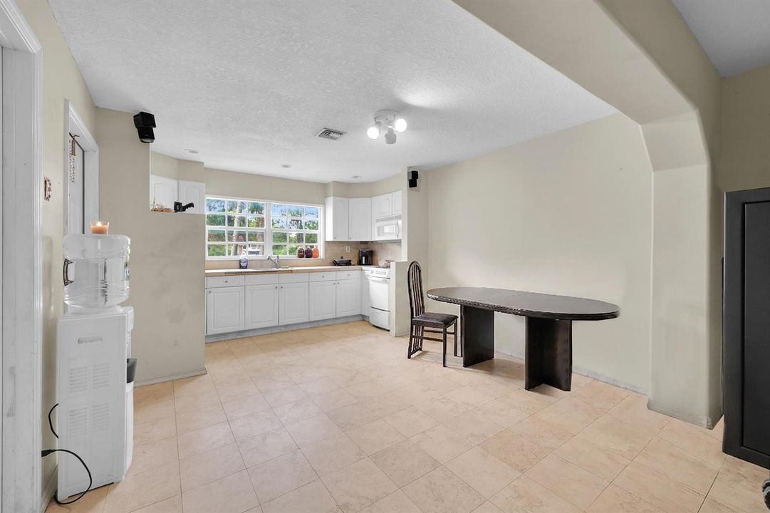 15921 80TH Lane N,