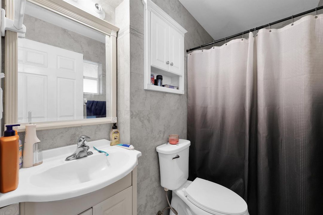 15921 80TH Lane N,