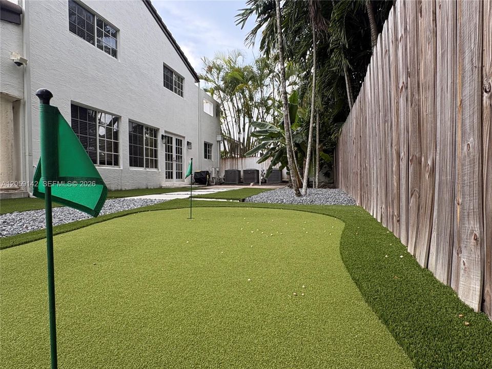Putting Green