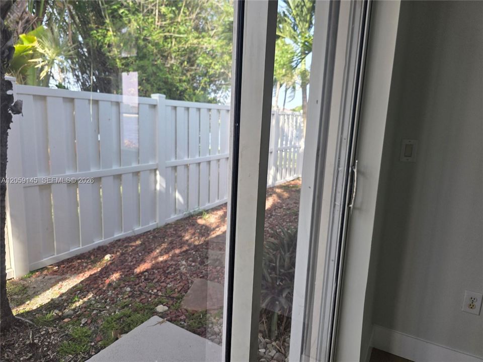 sliding doors from breakfast cove