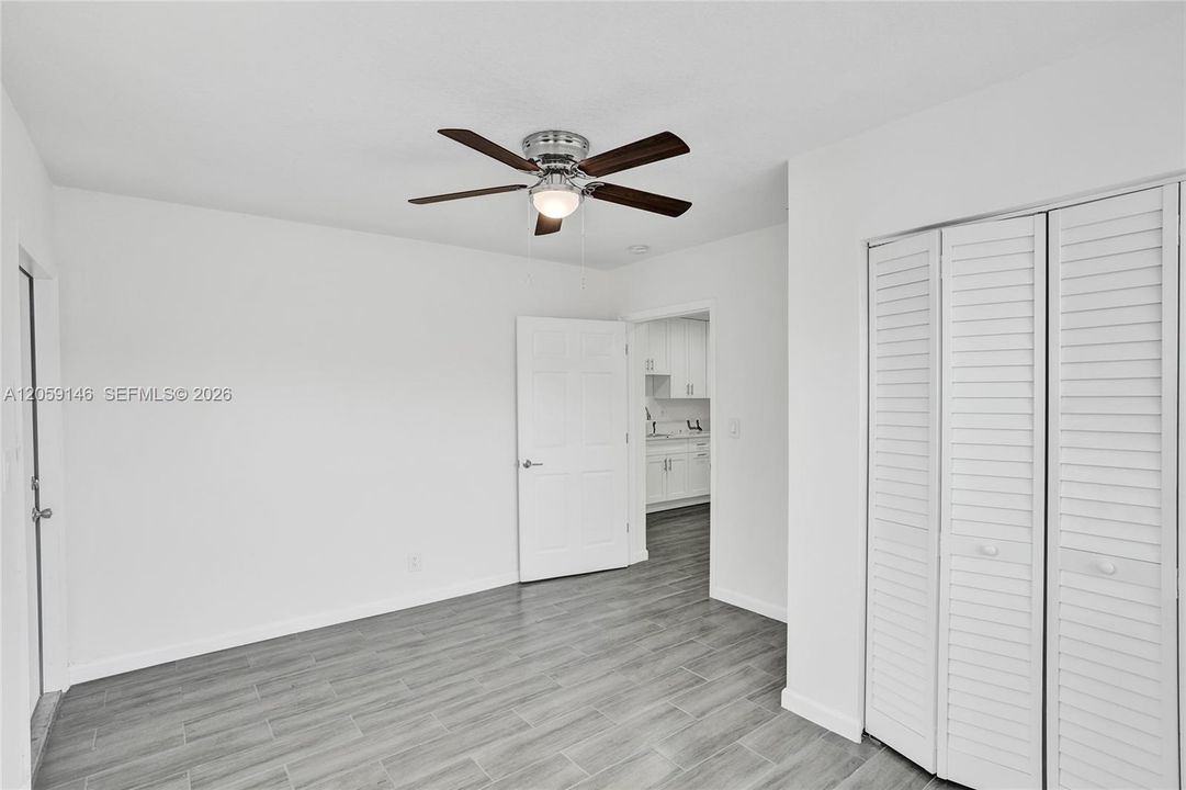 В аренду: $2,850 (3 спален, 1 ванн, 1100 Квадратных фут)