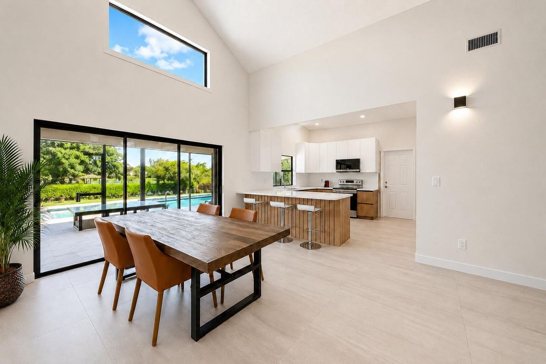 Kitchen/Dining
