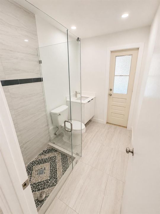 3rd Bathroom / Cabana Bath