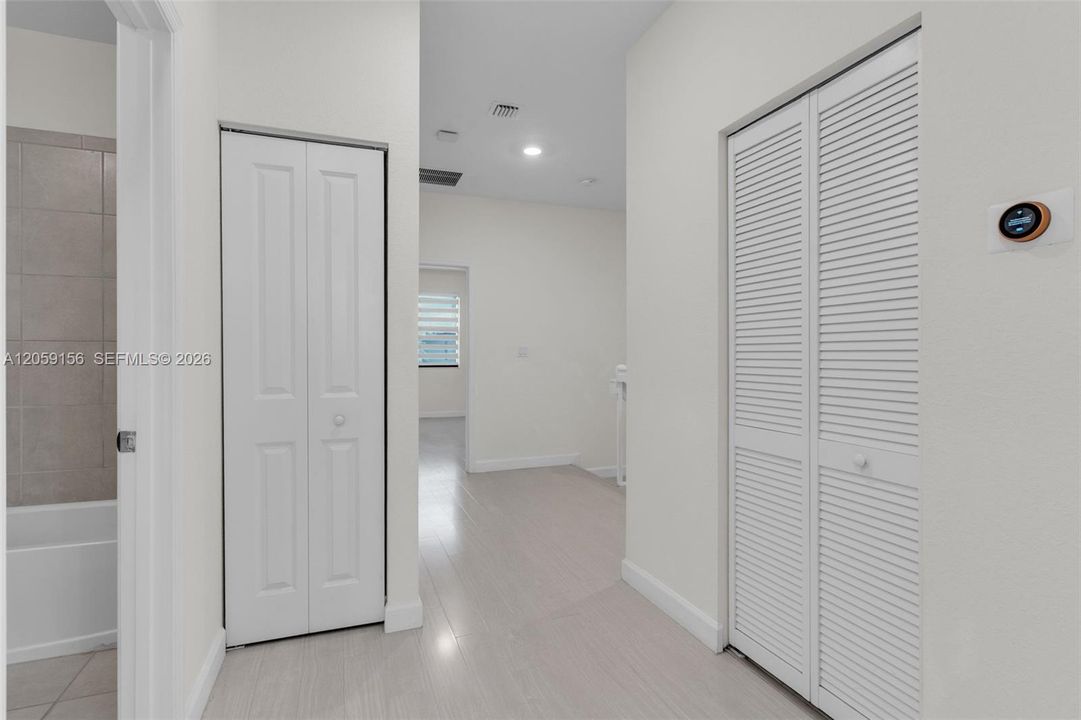 На продажу: $459,000 (3 спален, 2 ванн, 1772 Квадратных фут)