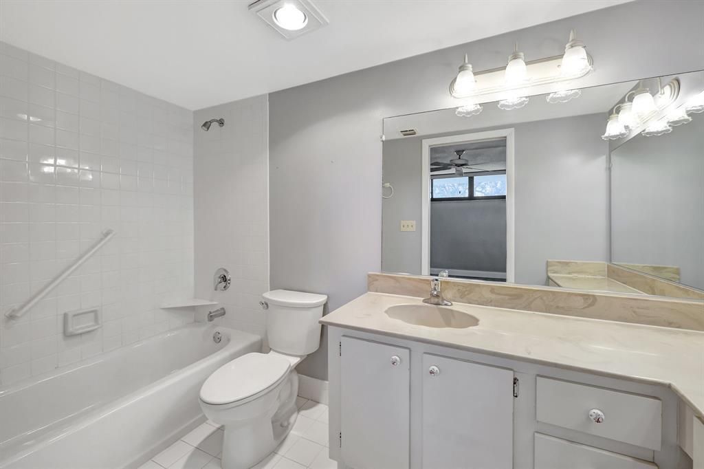 Mstr Bath