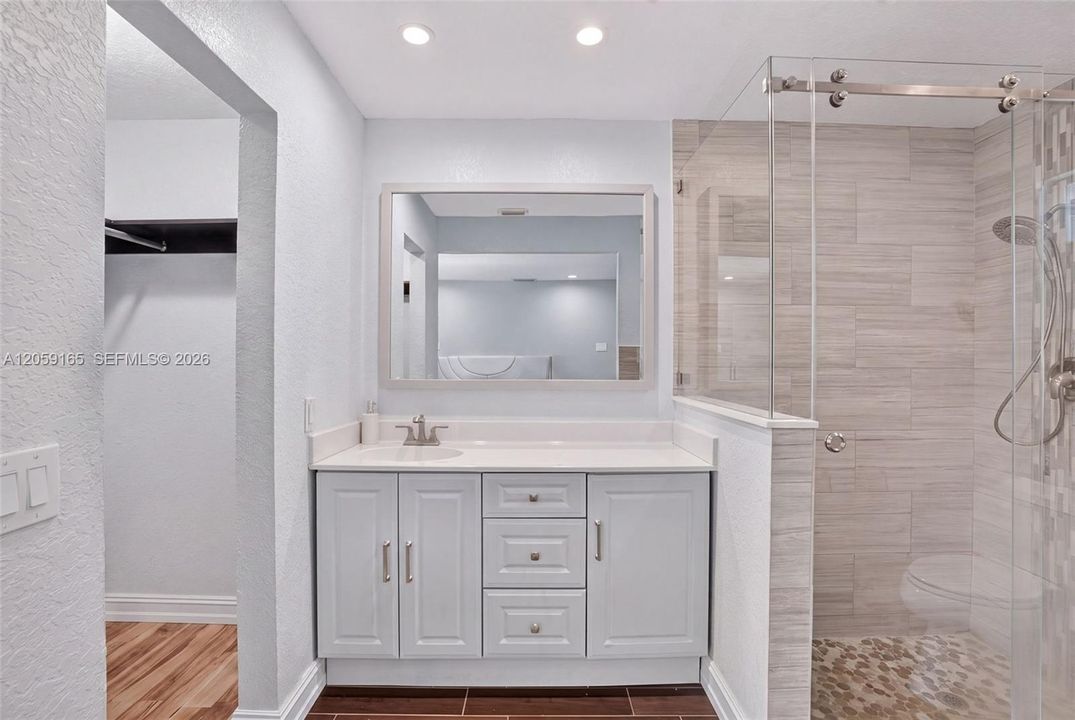 На продажу: $729,990 (3 спален, 2 ванн, 1774 Квадратных фут)