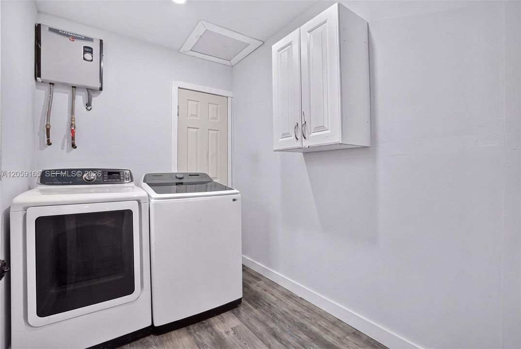 На продажу: $729,990 (3 спален, 2 ванн, 1774 Квадратных фут)