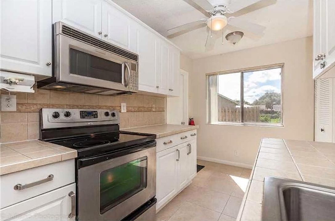 Kitchen 1