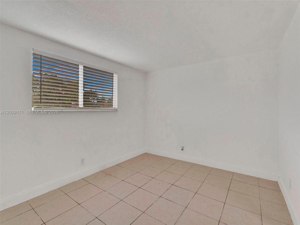 В аренду: $1,700 (1 спален, 1 ванн, 785 Квадратных фут)