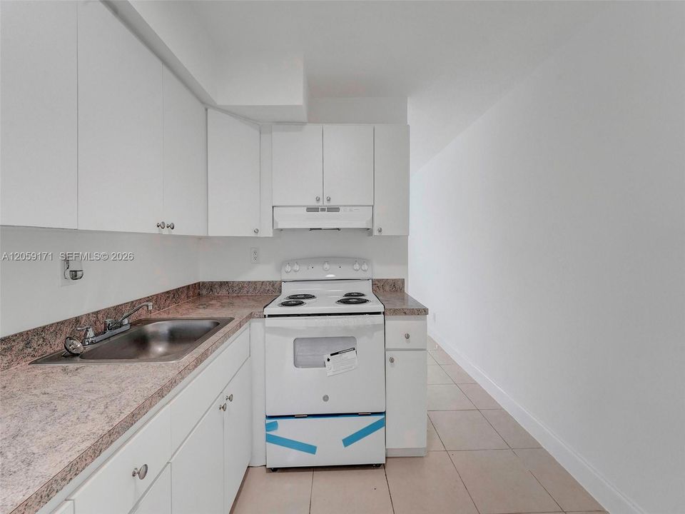 В аренду: $1,700 (1 спален, 1 ванн, 785 Квадратных фут)