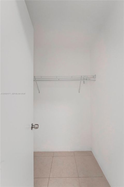 В аренду: $1,700 (1 спален, 1 ванн, 785 Квадратных фут)
