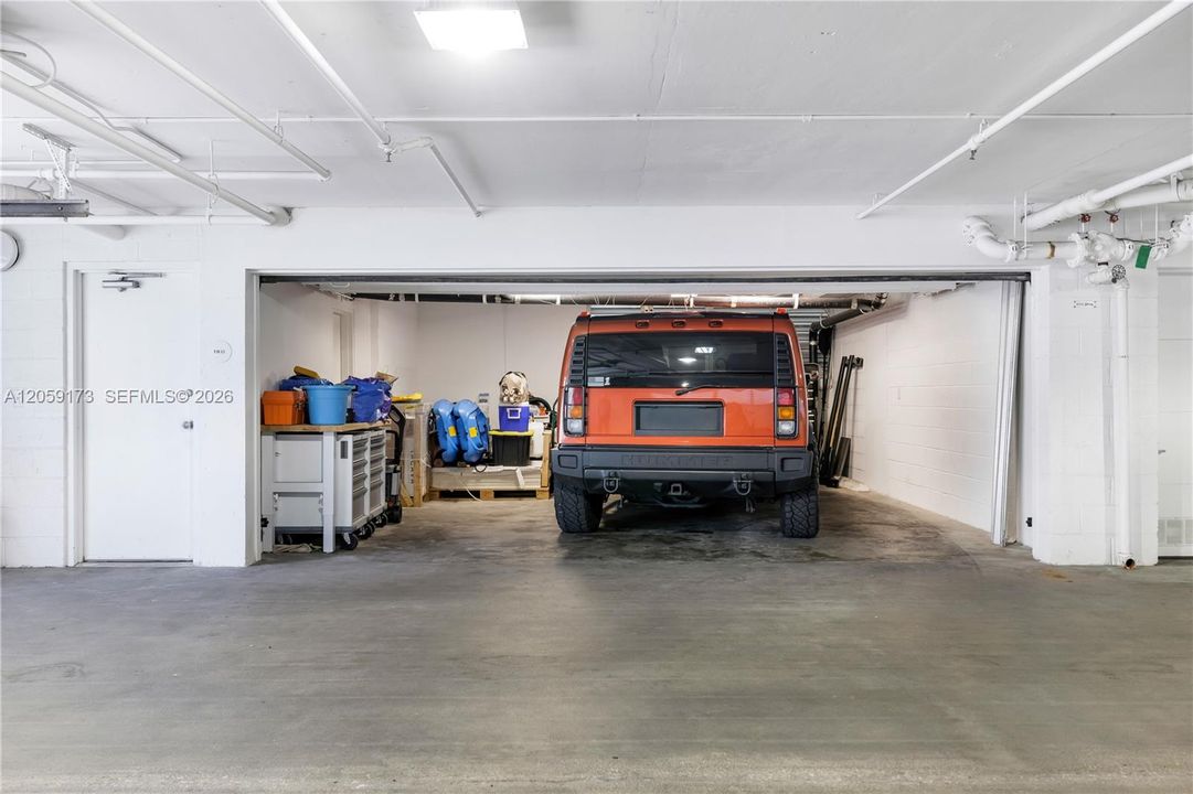 На продажу: $1,995,000 (3 спален, 2 ванн, 2300 Квадратных фут)