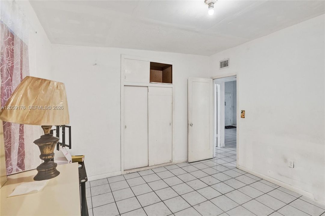 На продажу: $450,000 (2 спален, 1 ванн, 1089 Квадратных фут)