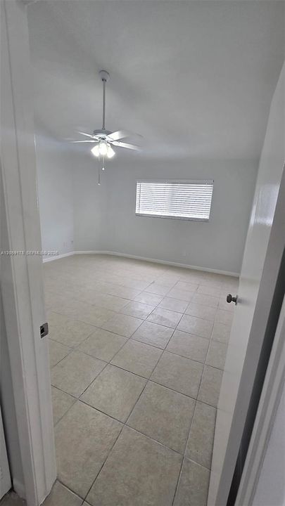 В аренду: $1,994 (2 спален, 2 ванн, 1096 Квадратных фут)