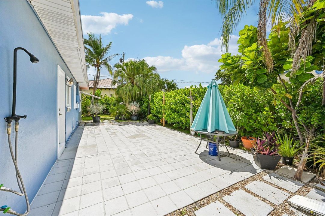 8-web-or-mls-SE 13th Ct-S2307-008