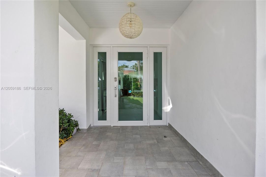 В аренду: $19,099 (4 спален, 3 ванн, 2196 Квадратных фут)