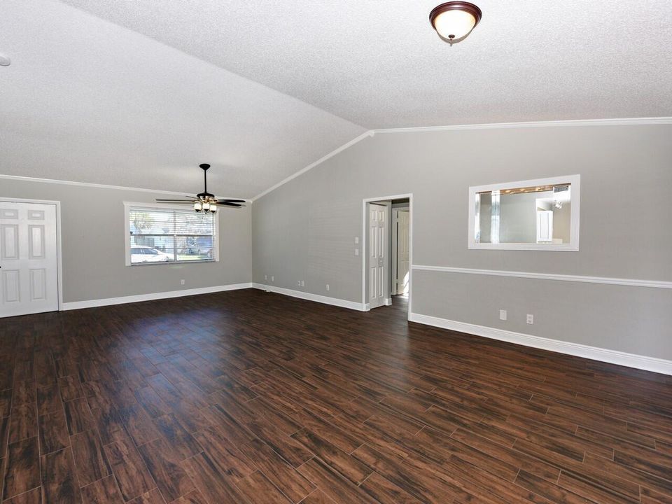 MarantaTerrado598-13