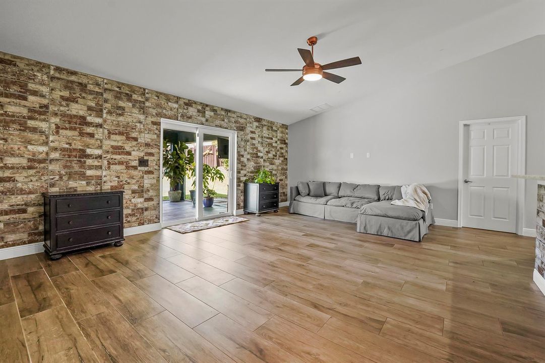 08 Living room 02