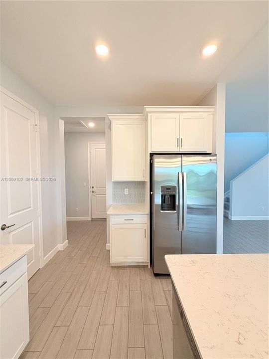 В аренду: $4,200 (3 спален, 2 ванн, 2179 Квадратных фут)
