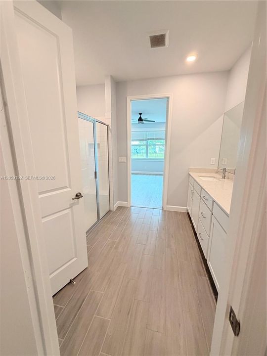 В аренду: $4,200 (3 спален, 2 ванн, 2179 Квадратных фут)