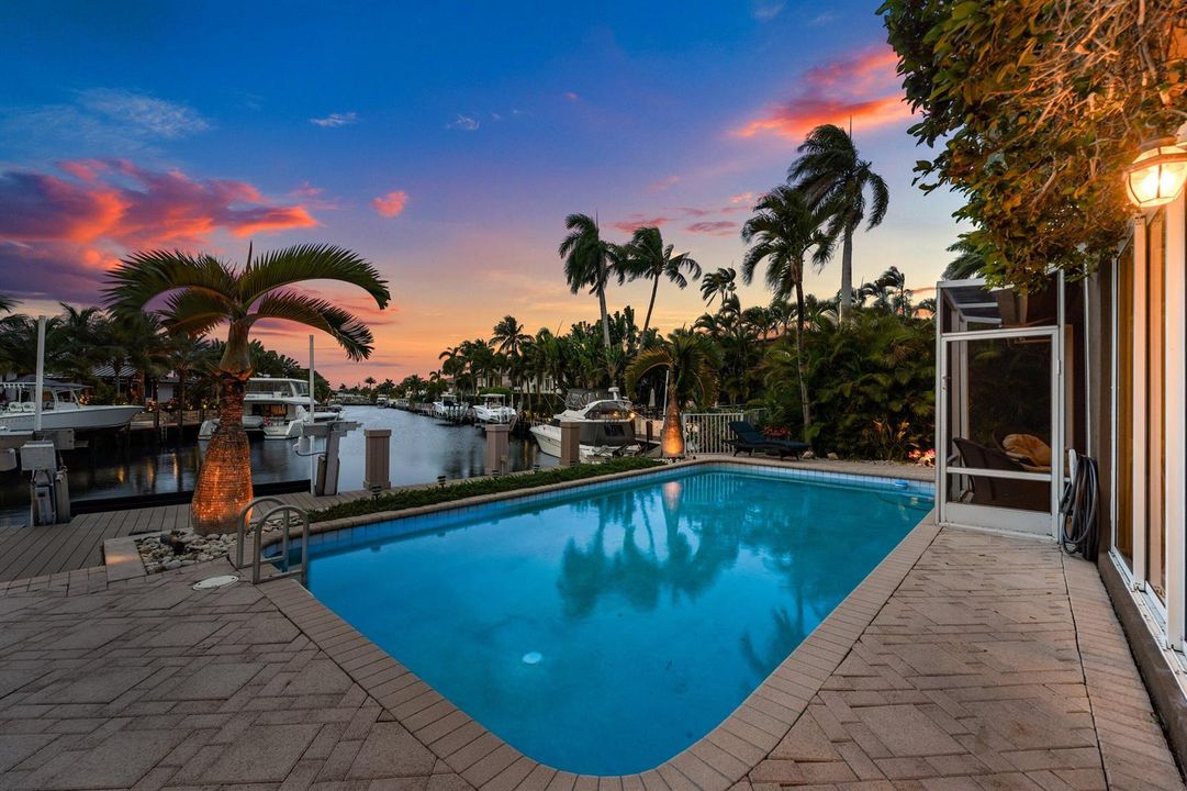 2761-NE-48-Ct-Lighthouse-Point-FL