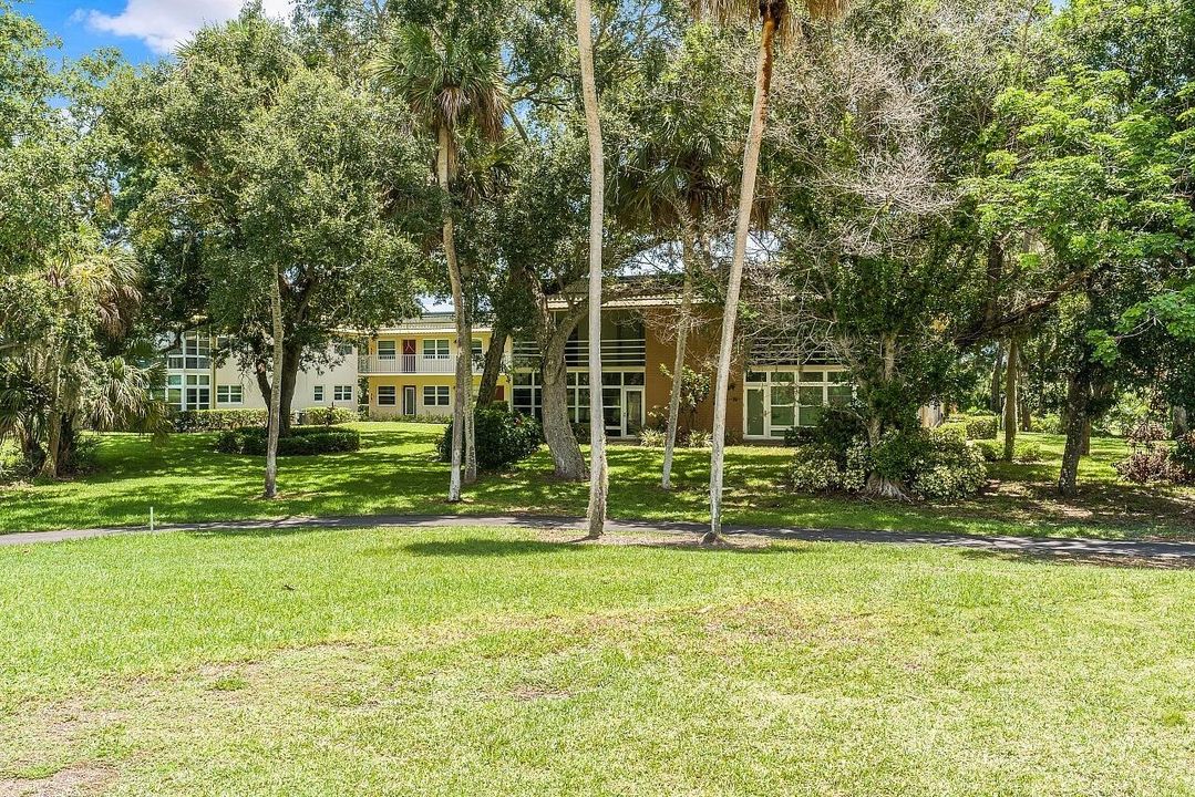 3-Vista-Gardens-Trail-Apt-106-HigMedia-0