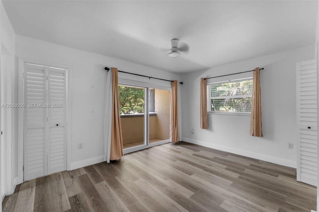 En Venta: $349,000 (2 camas, 2 baños, 1346 Pies cuadrados)