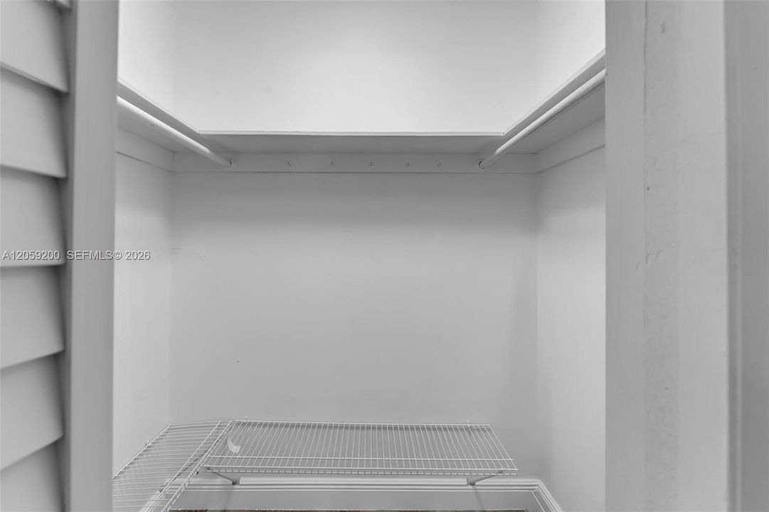 En Venta: $349,000 (2 camas, 2 baños, 1346 Pies cuadrados)