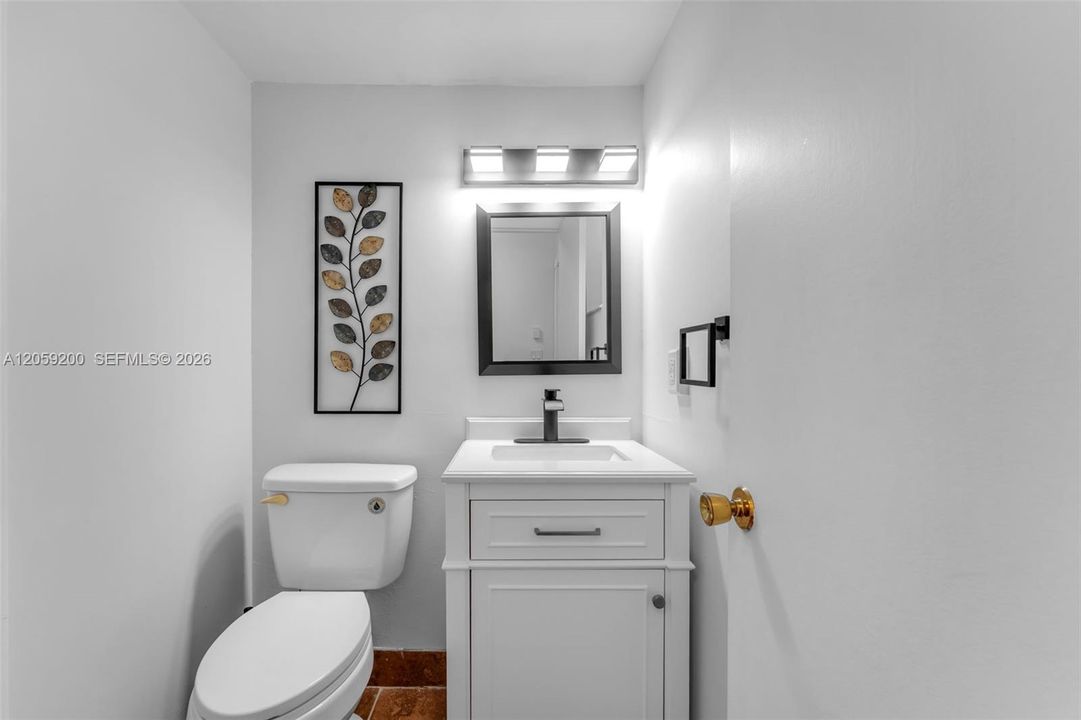 En Venta: $349,000 (2 camas, 2 baños, 1346 Pies cuadrados)