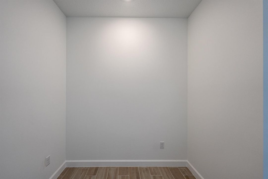 32-DSC6245