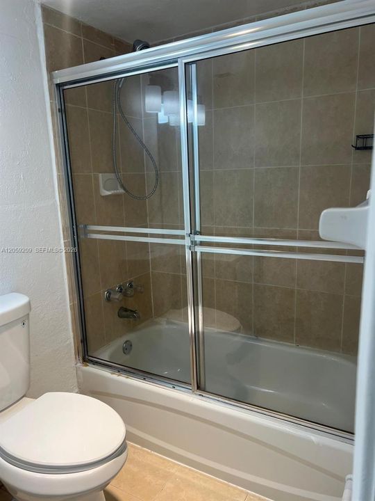 For Rent: $1,750 (1 beds, 1 baths, 605 Square Feet)