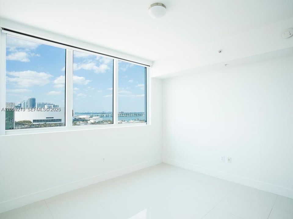 For Rent: $4,200 (2 beds, 2 baths, 1474 Square Feet)