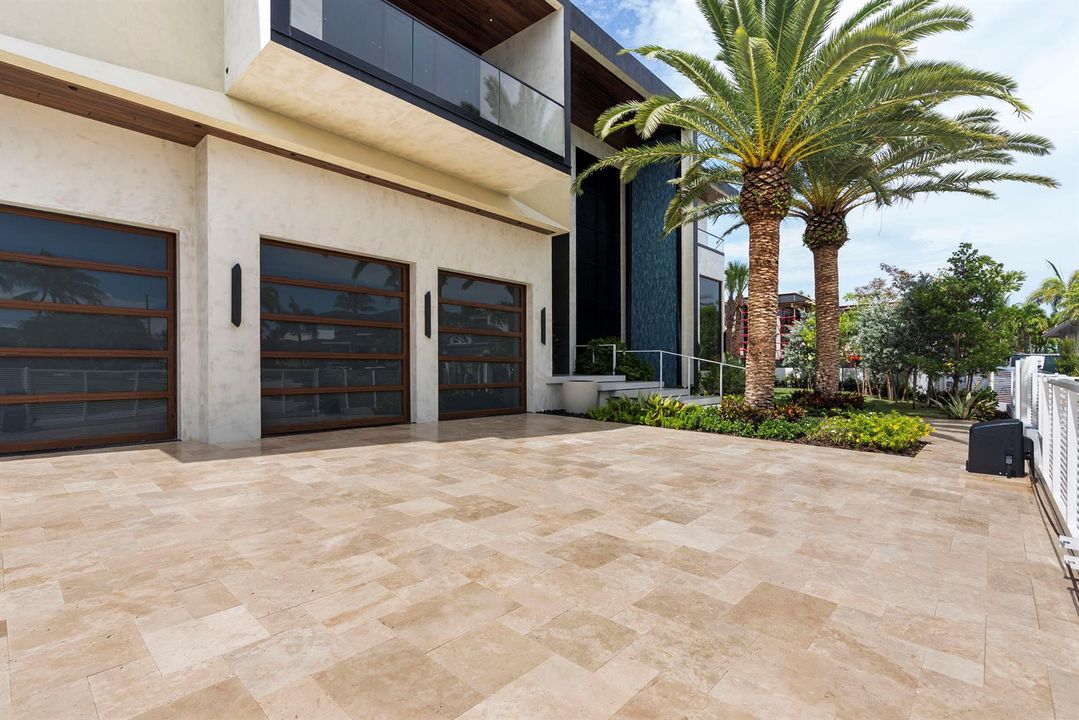 house driveway3