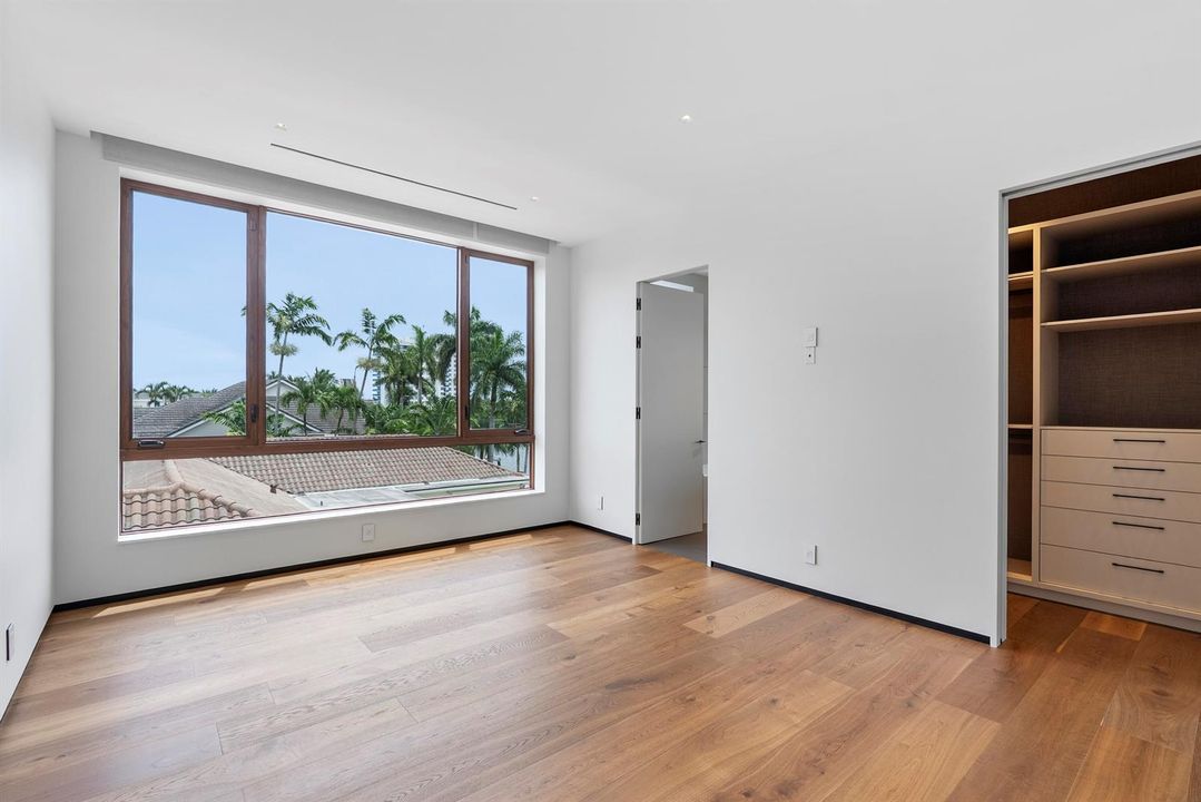 bedroom 4-2