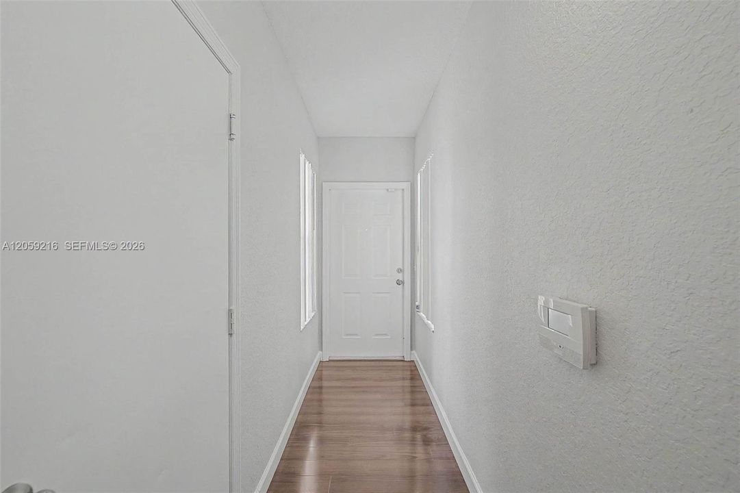 В аренду: $2,500 (2 спален, 2 ванн, 1154 Квадратных фут)
