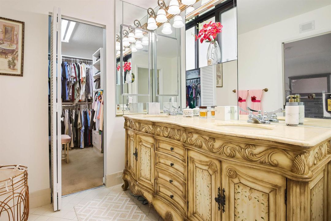 6858 Fountains Circle - MLS - 029