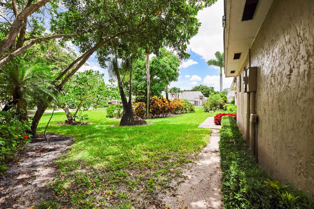 6858 Fountains Circle - MLS - 046