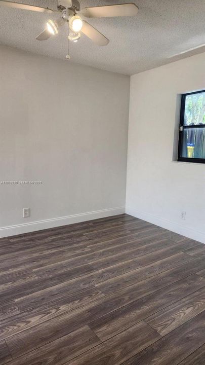 For Rent: $2,500 (3 beds, 2 baths, 1380 Square Feet)