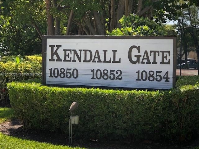 For Sale: $249,900 (1 beds, 1 baths, 895 Square Feet)